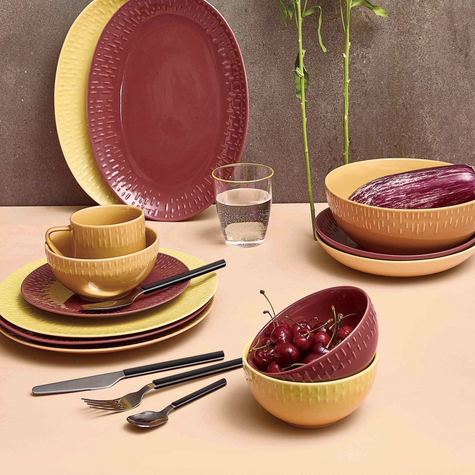 Conteffi 16 piece cutlery | Pepper