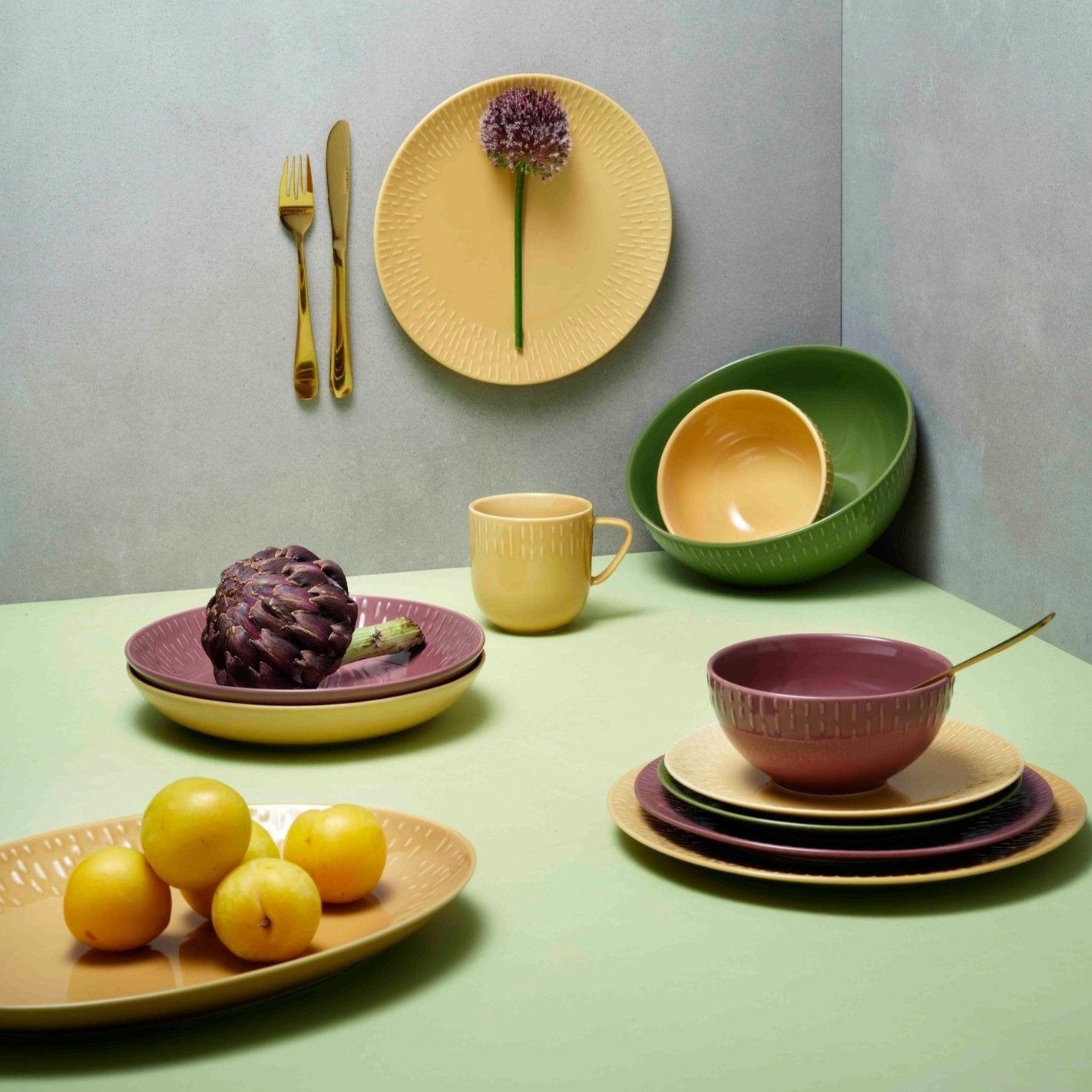 Confetti pasta plate | Bordeaux