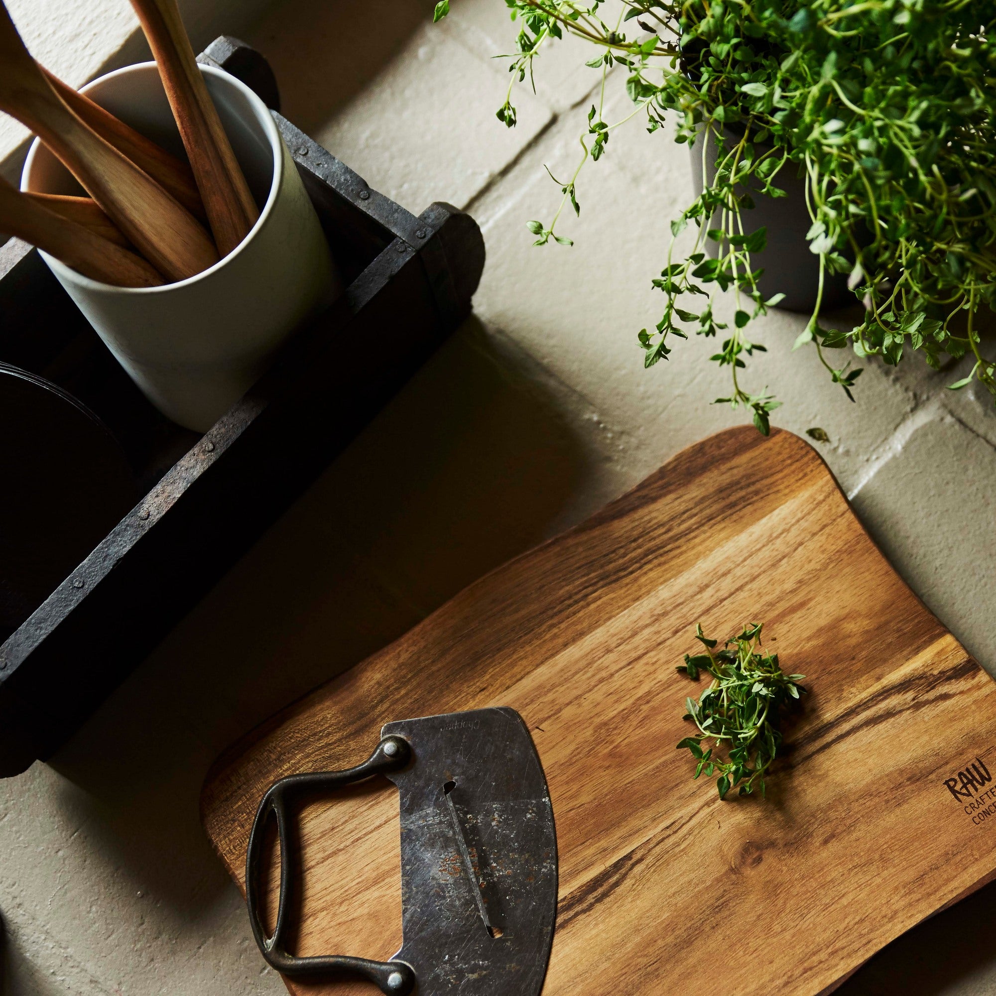 RAW cutting board 32 x 24 cm | Natural