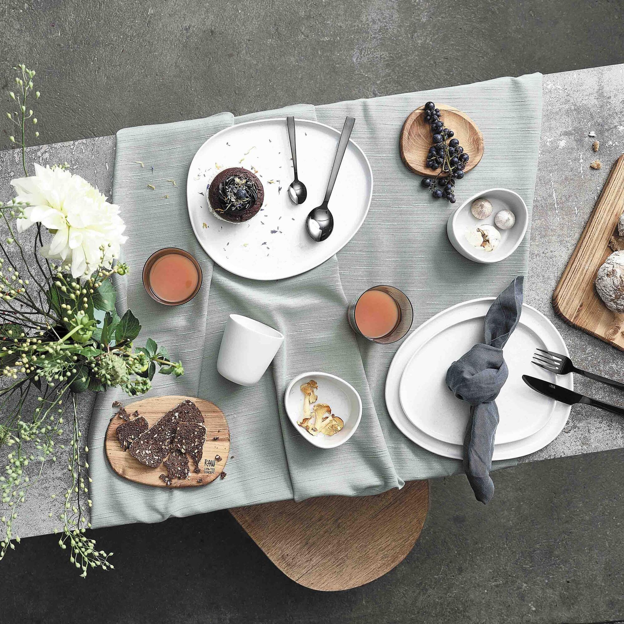 RAW Organic dinner plate | Arctic White