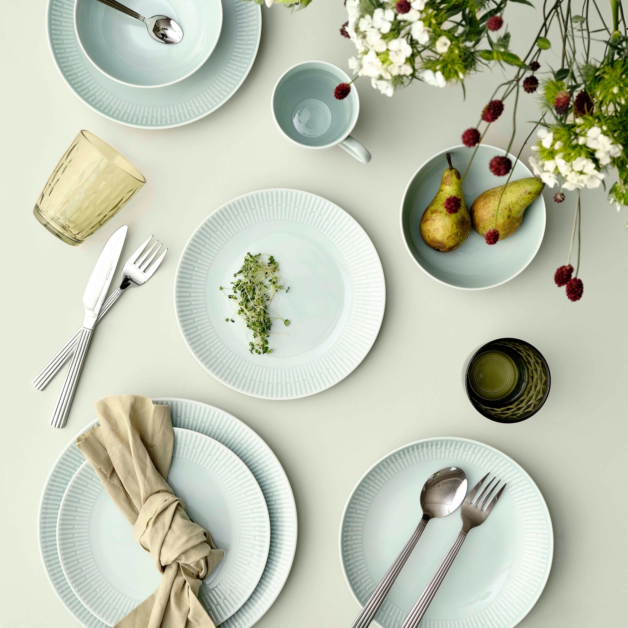 Relief lunch plate | Dusty Green