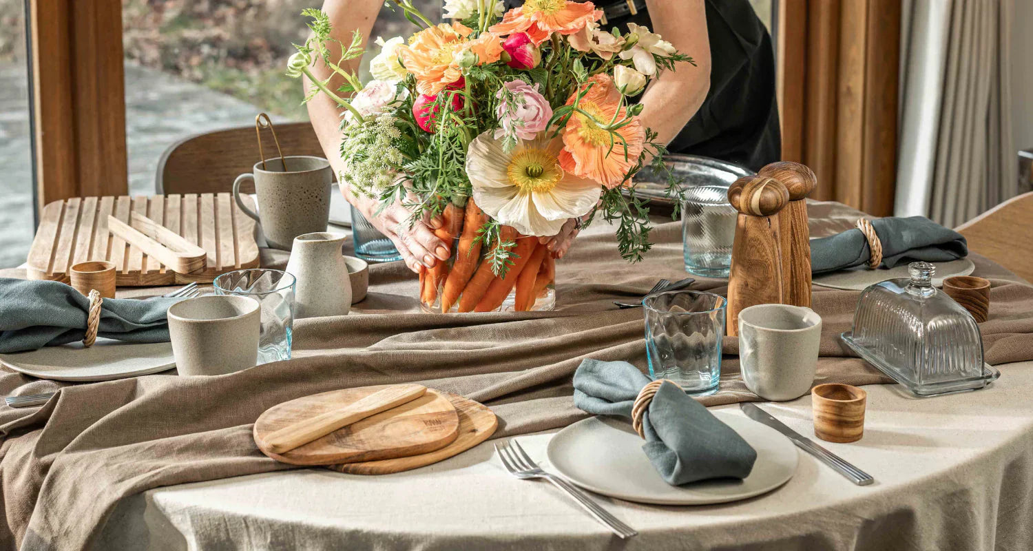 Sandy Beige for summer dining