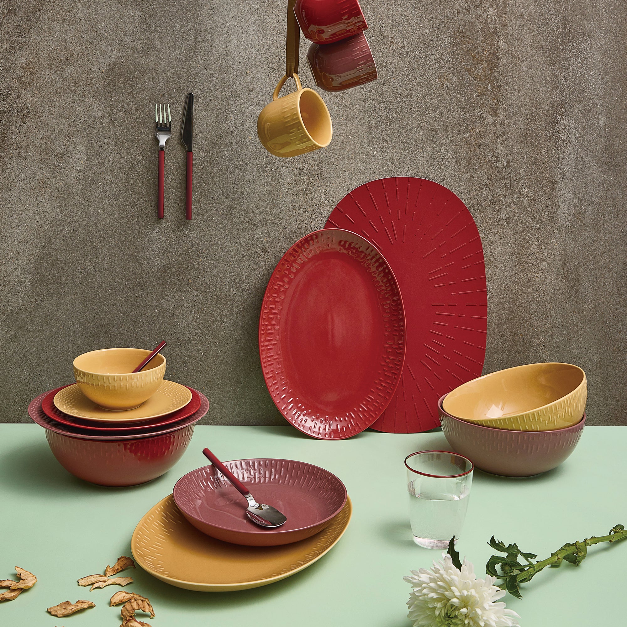 Conteffi 16 piece cutlery | Chili