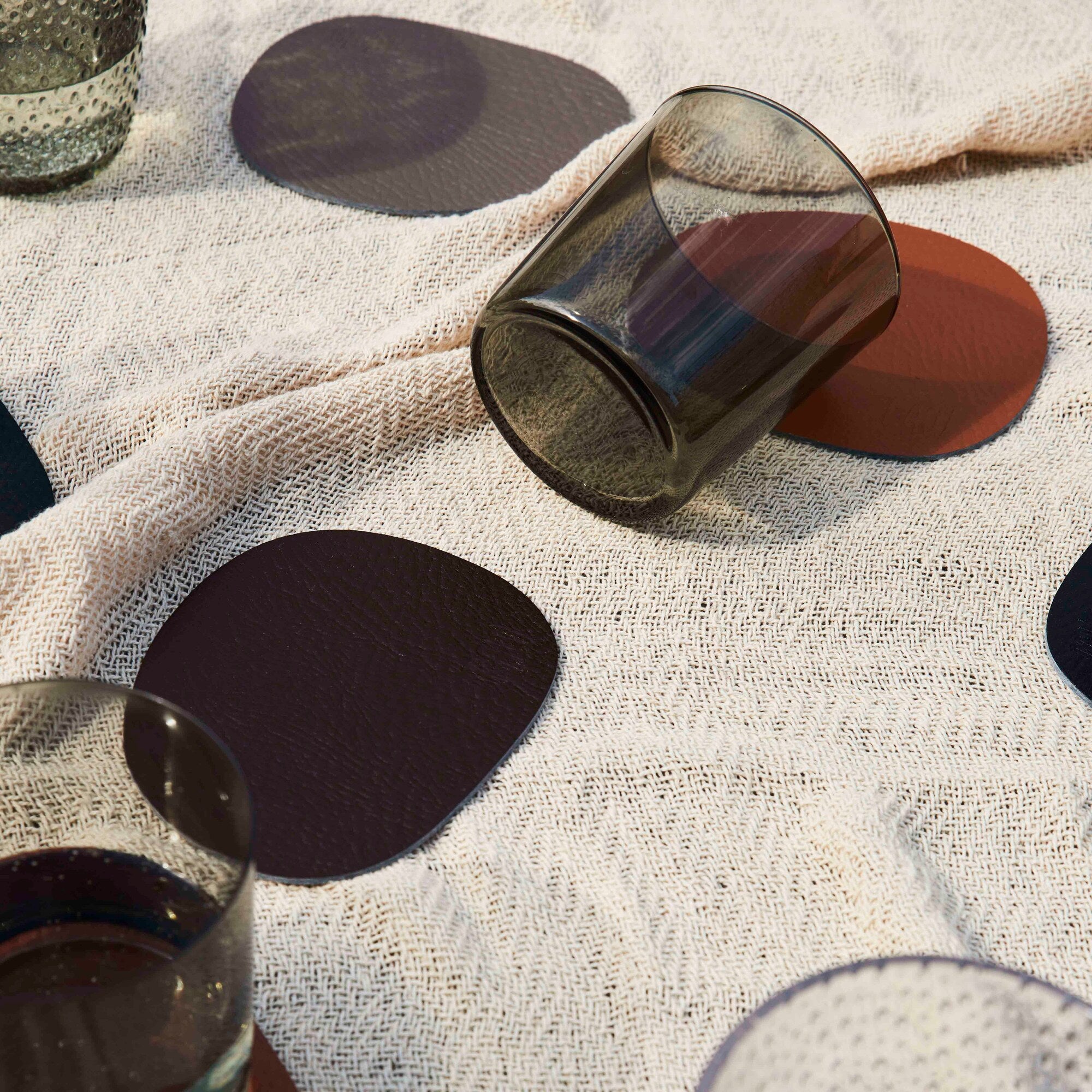 RAW Buffalo coasters 6 pcs. | Cinnamon Brown