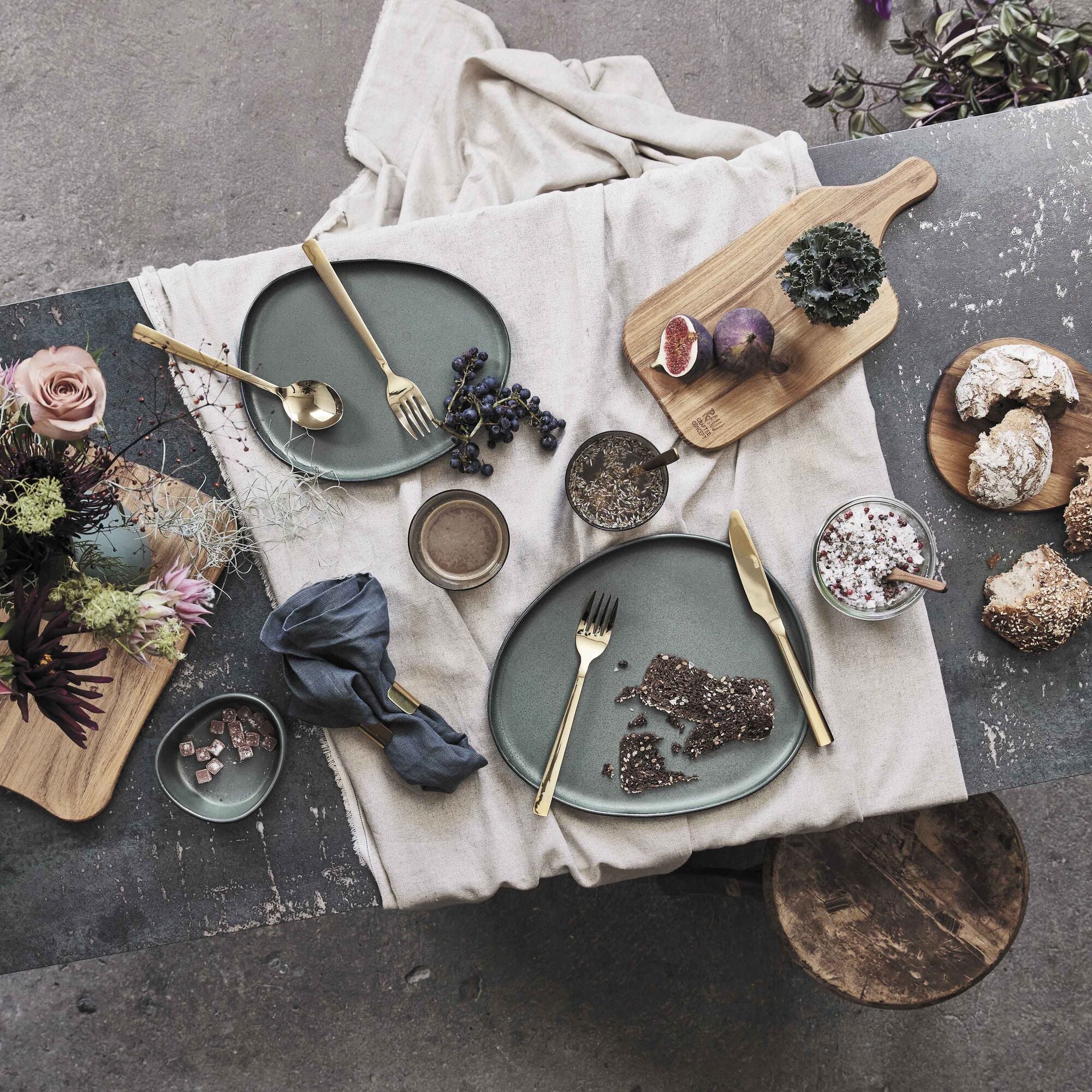 RAW Organic dinner plate | Northern Green